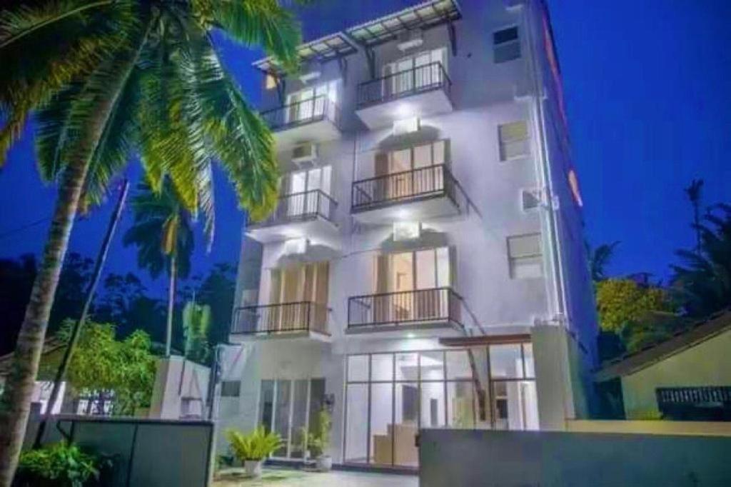 Sea Cloud Dalawella Hotel Unawatuna Bagian luar foto
